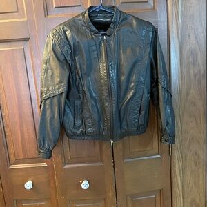 Vintage Bermans women's Leather  Moto-Jacket Black Size 12